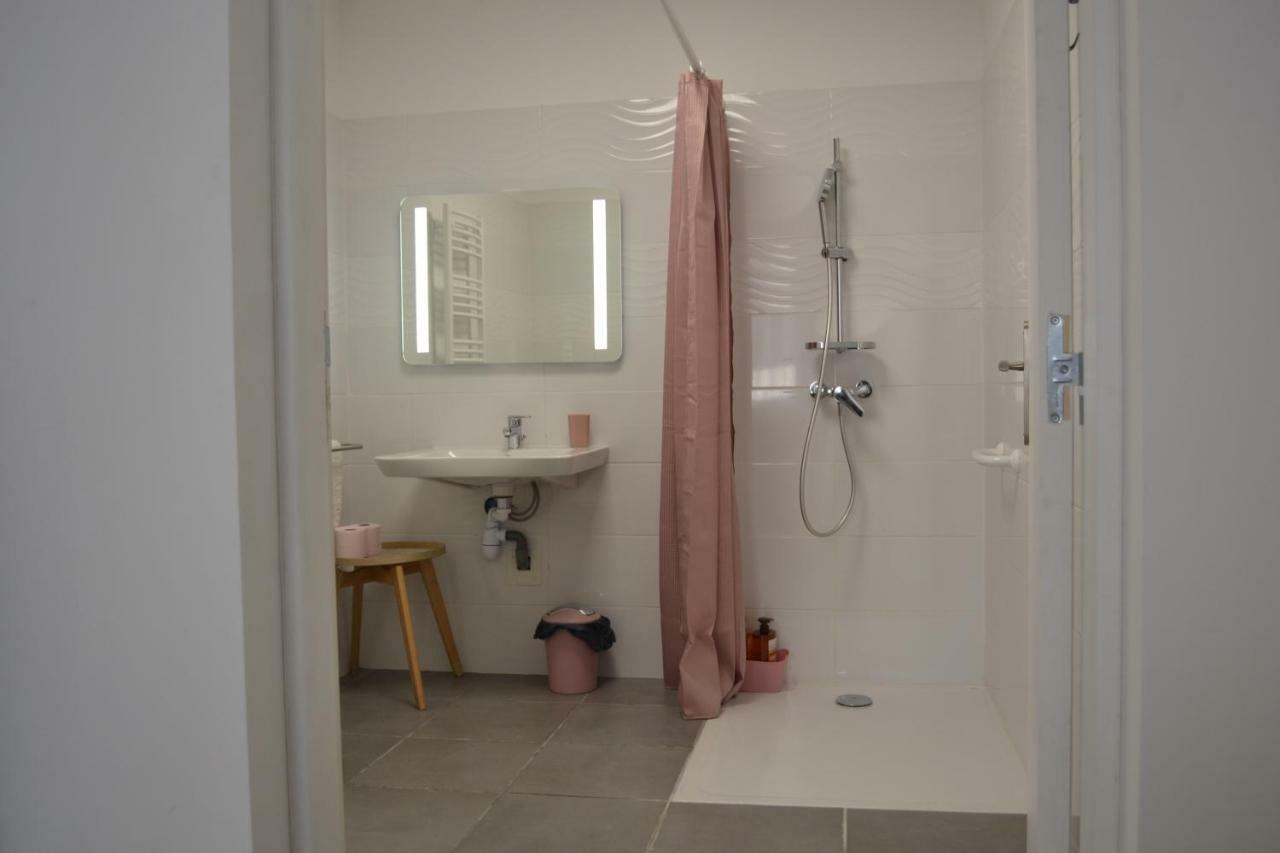 La Bulle Familles Clim, Wifi, Airport Shuttle,tout A Pied Holiday home